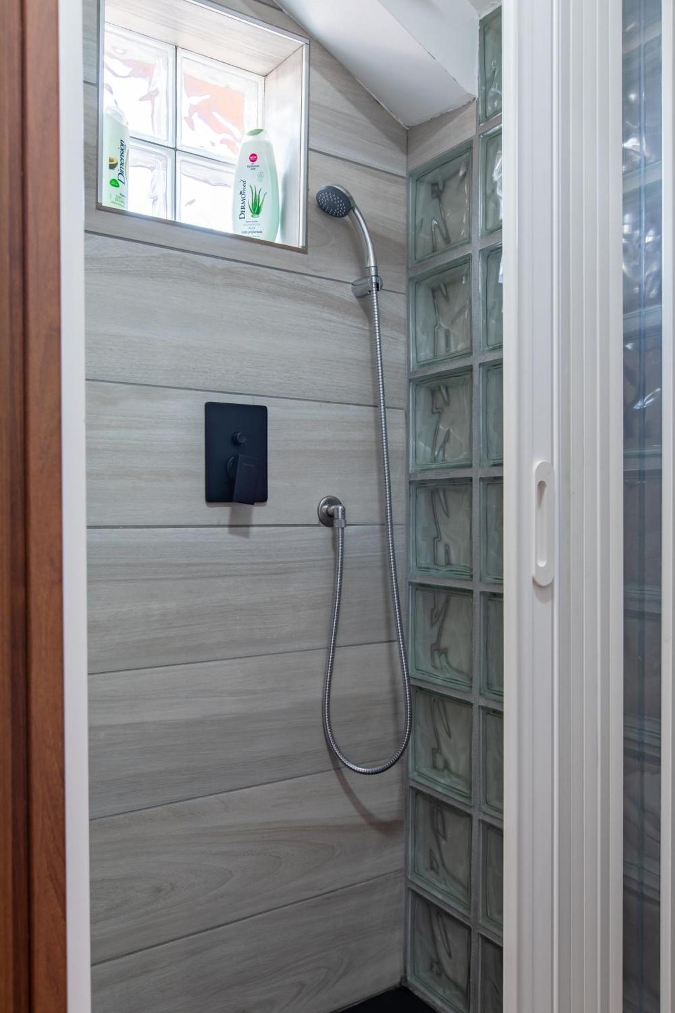 דירות אלבה Attico Grand Terrace מראה חיצוני תמונה